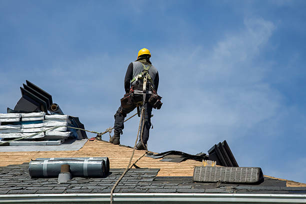 Professional Gutter Installation technician working in Snoqualmie, WA